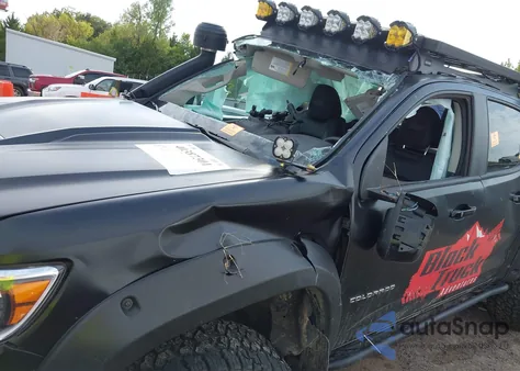 2022 Chevrolet Colorado 4Wd Short Box Zr2 from USA, damaged, VIN 1GCGTEENXN1228631